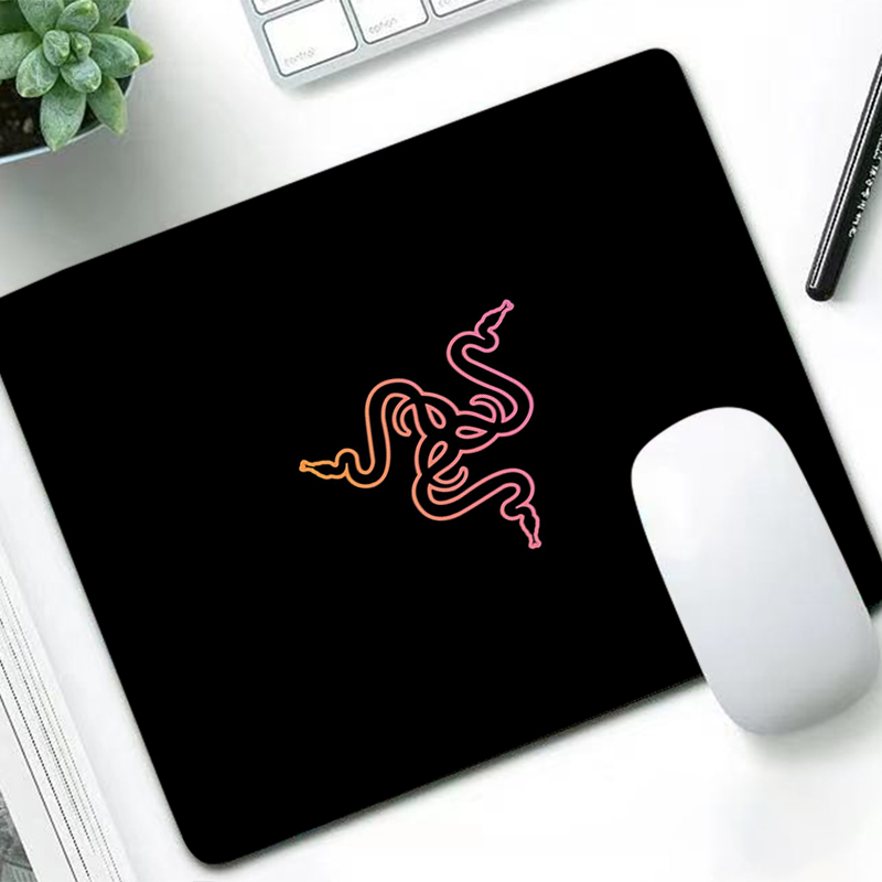 Razer Luxe Muismat Anime Gamer - Pc Gaming Gratis recensie en prijs